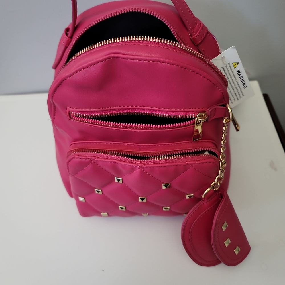 Beautiful Pink Back Pack - Picture 3 of 9